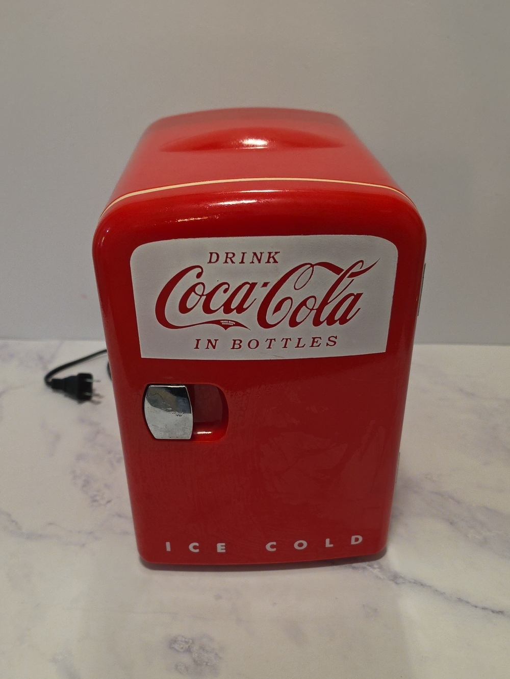 Coca-Cola Red Retro Mini Fridge